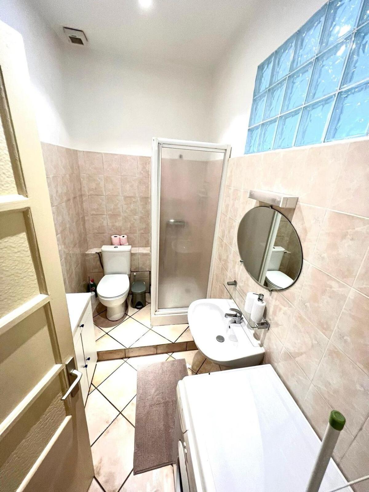 Historic & Spacious Flat W Balcony In * Nizza